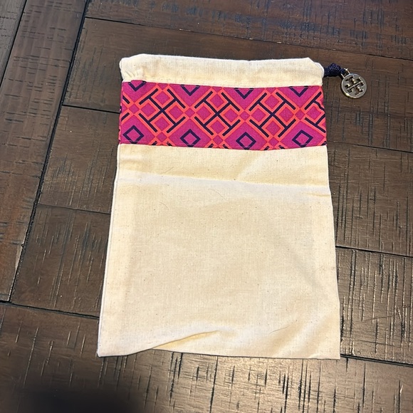 Tory Burch drawstring linen duster bag - Picture 3 of 4